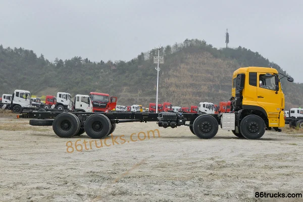 Dongfeng Commercial Vehicle Tianlong VL 350hp 8X4(12 wheels) Power Truck Chassis (China VI) Exterior (3) | 86Trucks