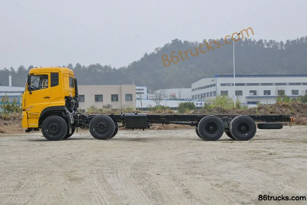 Dongfeng Commercial Vehicle Tianlong VL 350hp 8X4(12 wheels) Power Truck Chassis (China VI) Exterior (2) | 86Trucks