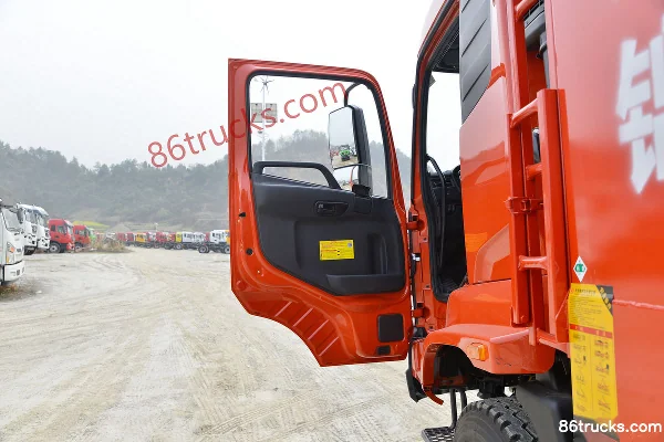 Dongfeng Commercial Vehicle Tianjin VR 270hp 4X2(6 wheels) 4.8m Dump Truck (China VI) Cab (1) | 86Trucks