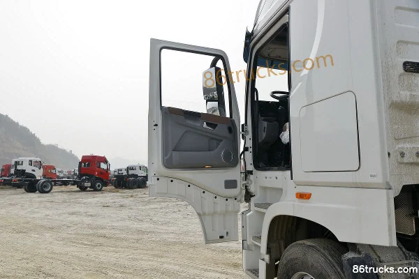 Dongfeng Commercial Vehicle Tianlong KX Flagship King 465 hp 8X4(12 wheels) 9.5m AMT Automatic Flatbed Cargo Truck (China VI) Cab (1) | 86Tr