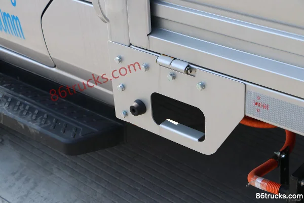 FARIZON Fengrui F3E 3.5T 3.7 m single-row pure electric flatbed micro truck 61.8 kWh 4X2(6 wheels) Body (2) | 86Trucks