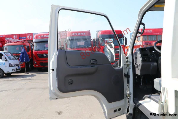 JMC Shunwei Narrow Body 143 hp 4X2(6 wheels) 4.22m Single Row Flatbed Light Truck (China VI) (Air Brake) Cab (1) | 86Trucks