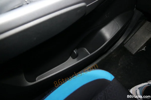 Ruichi EC55 2.5T 2-seat 4.61m Pure Electric Panel Van 41.85kWh Cab (3) | 86Trucks