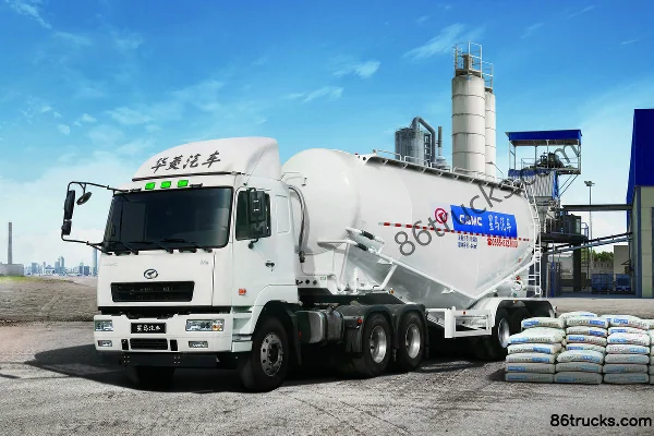 Hualing M5 360 ch 6X4(10 roues) Camion citerne pour matériaux en poudre à faible densité (China VI) Extérieur (3) | 86Trucks