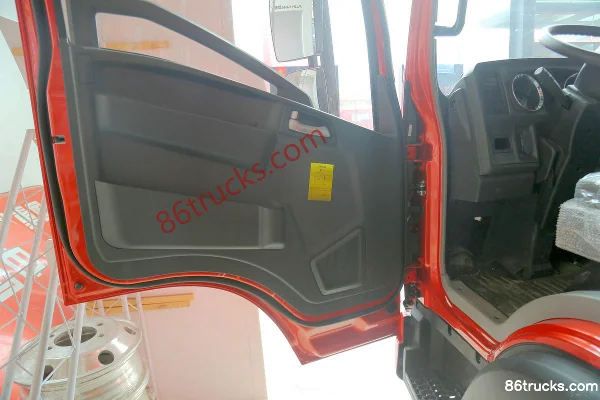 Sinotruk HOWO Hanjiang L2M 84 hp 4X2(6 wheels) 3.85m Day Cab Flatbed Light Truck (1) | 86Trucks