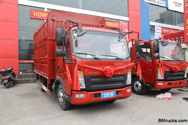 Sinotruk HOWO Dream 150 hp 4X2(6 wheels) 4.15m Single-row Stake Light Truck (China VI) Exterior (3) | 86Trucks
