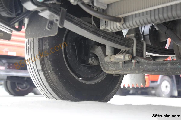 Sinotruk HOWO Dream 150 hp 4X2(6 wheels) 4.15m Single-row Stake Light Truck (China VI) Chassis (2) | 86Trucks