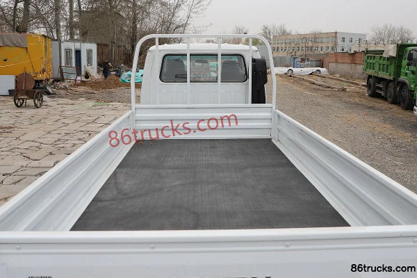 Qingling Isuzu 100P 120 hp 4X2(6 roues) 3.235m double-row flatbed light truck (axle ratio 5.375) Carrosserie (3) | 86Trucks