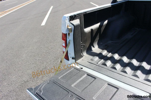 Changan Kaicheng F300 2022 Hou Lang 1.5L essence 115 ch deux roues motrices 5MT empattement standard double cabine pick-up Photos officielle