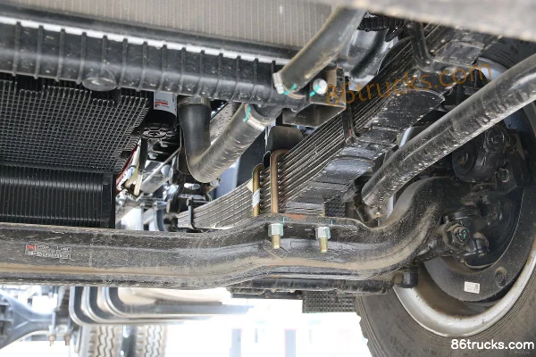 JAC Dewos V9 220 ch 4X2(6 roues) 4,845 m camion porteur à ridelles Châssis (3) | 86Trucks