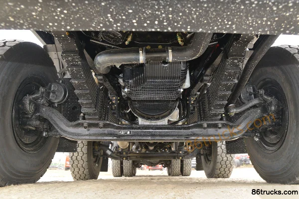 Dongfeng Commercial Vehicle Tianlong KC Heavy Truck 465 hp 8X4(12 wheels) 8.2m Dump Truck (China VI) (Front Axle 9T) Chassis (1) | 86Trucks