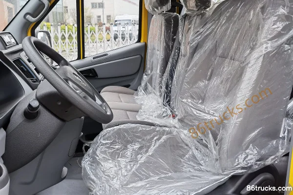 Foton Tuyano 2022 Enjoy Edition 177 hp 2.8T Diesel 4x2(6 wheels) 12-Seat Dump Truck Work Truck Cab (1) | 86Trucks