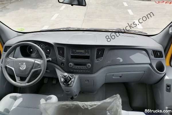 Foton utilitaire Tuyano 2022 édition Changxiang 177 ch 2.8T diesel 4 roues motrices 12 places camion benne à plateforme pour chantier Cabine