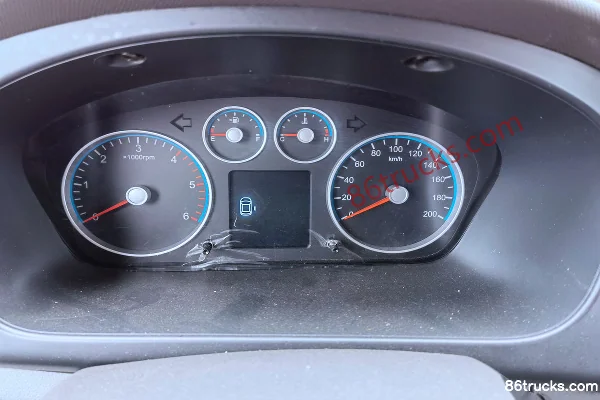 Foton Tuyano 2022 Enjoy Edition 150 hp 2.0T Diesel 4x2(6 wheels) 9-Seat Dump Truck Work Truck Cab (3) | 86Trucks