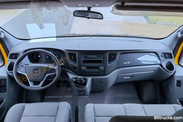 Foton Tuyano 2022 Enjoy Edition 150 hp 2.0T Diesel 4x2(6 wheels) 9-Seat Dump Truck Work Truck Cab (2) | 86Trucks