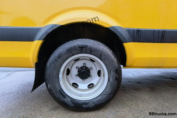 Foton Tuyano 2022 Enjoy Edition 150 hp 2.0T Diesel 4x2(6 wheels) 9-Seat Dump Truck Work Truck Chassis (1) | 86Trucks