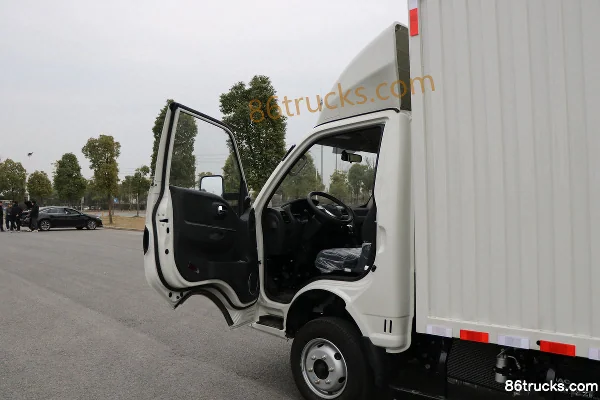 JAC Kaida X6 116hp 4X2(6 wheels) 3.8m Single Row Van Micro Truck (China VI) Cab (1) | 86Trucks