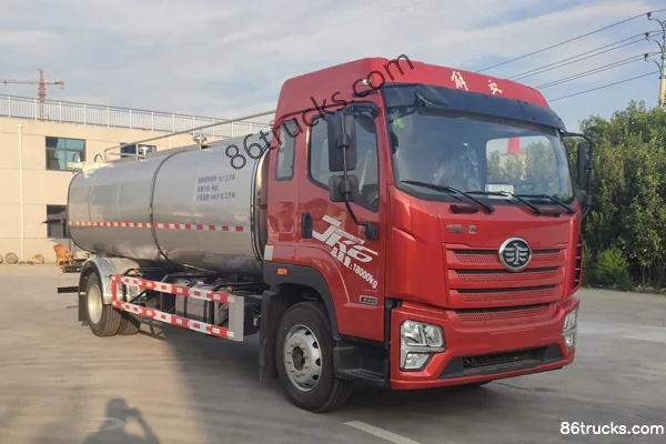Hongtianniu Hongtianniu FAW Jiefang chassis liquid transport truck