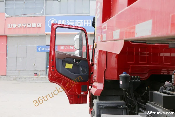 SHACMAN Commercial Vehicle Xuande Yi6 Lightweight Edition 300 hp 8X4(12 wheels) 6m Dump Truck Cab (1) | 86Trucks