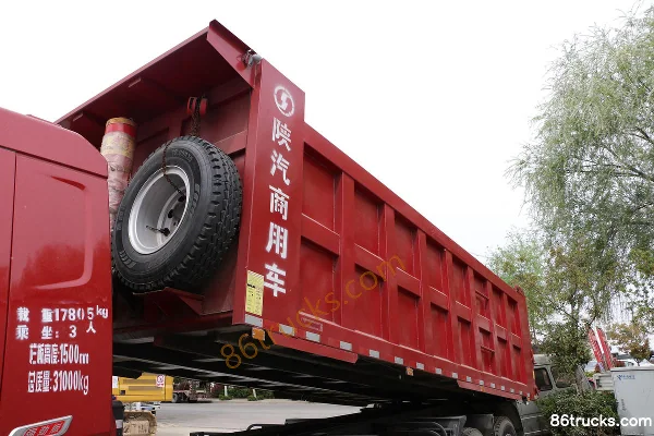 SHACMAN Commercial Vehicle Xuande Yi6 Lightweight Edition 300 hp 8X4(12 wheels) 6m Dump Truck Body (1) | 86Trucks