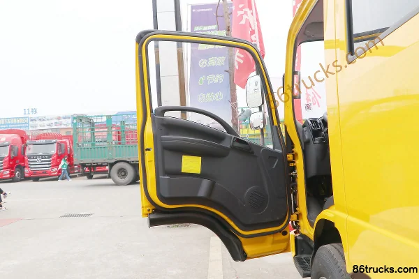 FAW Jiefang Tiger VR 130 hp 4X2(6 wheels) 3.2m Double Row Flatbed Light Truck Cab (1) | 86Trucks