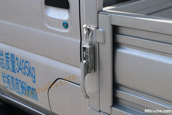 FARIZON Fengrui F3E 3,5T camion plateau léger électrique pur cabine simple 3,7 m 61,8 kWh 4X2(6 roues) Carrosserie (1) | 86Trucks