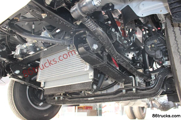JAC Shuailing Q6 160 ch 4X2(6 roues) fourgon monoplace 4,12 m (China VI) Châssis (2) | 86Trucks