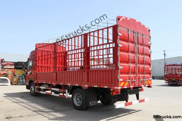 FAW Jiefang Qingdao JK6 camion moyen 260 ch 4X2(6 roues) camion porteur à ridelles 6,8 m (China VI) Extérieur (3) | 86Trucks