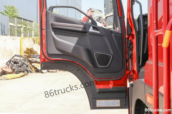 FAW Jiefang Qingdao JK6 camion moyen 260 ch 4X2(6 roues) camion porteur à ridelles 6,8 m (China VI) Cabine (3) | 86Trucks