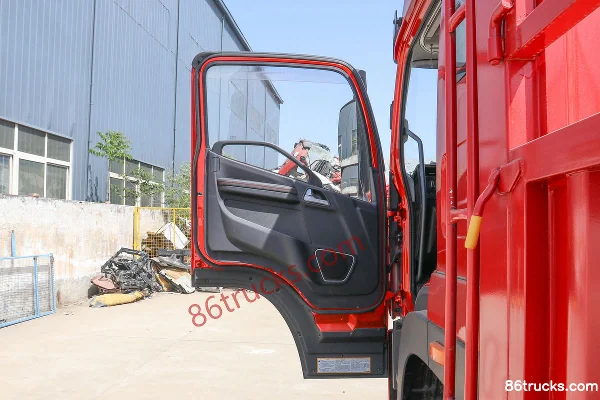 FAW Jiefang Qingdao JK6 camion moyen 260 ch 4X2(6 roues) camion porteur à ridelles 6,8 m (China VI) Cabine (1) | 86Trucks