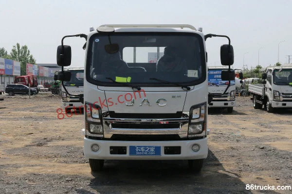 JAC Weiling K5 132 hp 4X2(6 wheels) 3.7m Single Row Flatbed Light Truck Exterior (2) | 86Trucks