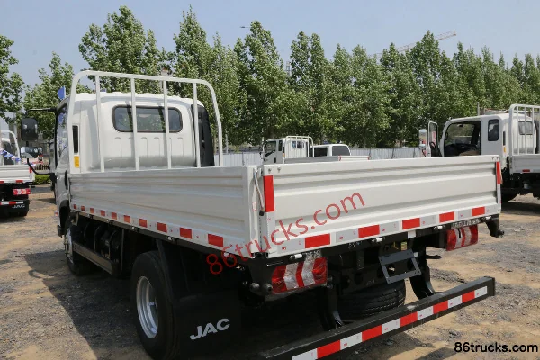 JAC Weiling K5 132 hp 4X2(6 wheels) 3.7m Single Row Flatbed Light Truck Body (3) | 86Trucks