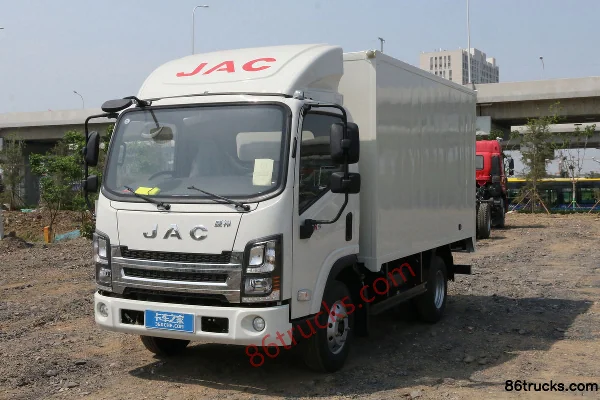 JAC Weiling K5 132hp 4X2(6 wheels) 3.7m Single Row Van Light Truck Exterior (3) | 86Trucks