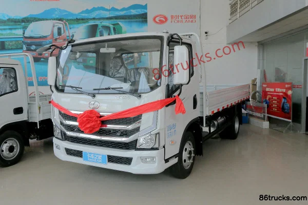 Yuejin Chaoyun H500 Comfort Edition 150 hp 4X2(6 wheels) 4.2m AMT automatic single-row flatbed light truck (China VI) Exterior (3) | 86Truck