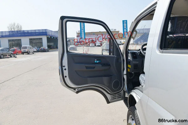 Feidi DX 127 hp 4X2(6 wheels) 3.02m Double Row Flatbed Mini Truck (China VI) Cab (1) | 86Trucks
