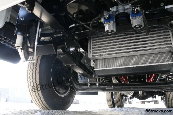 JAC Weiling K5 Value Edition 132hp 4X2(6 wheels) 3.85m Semi-Row Flatbed Light Truck Chassis (2) | 86Trucks