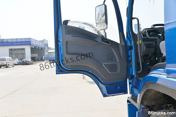Feidi X6 Series 180 hp 4X2(6 wheels) 5.3m Dump Truck (China VI) Cab (2) | 86Trucks