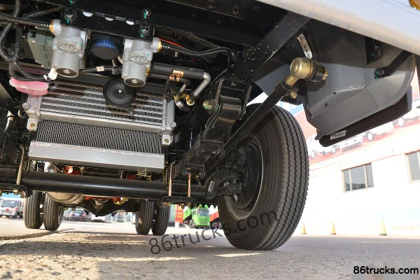 Ouling Little BMW 95 hp 4X2(6 wheels) 2.95m Single Row Dump Truck (China VI) (Long Wheelbase) Chassis (3) | 86Trucks