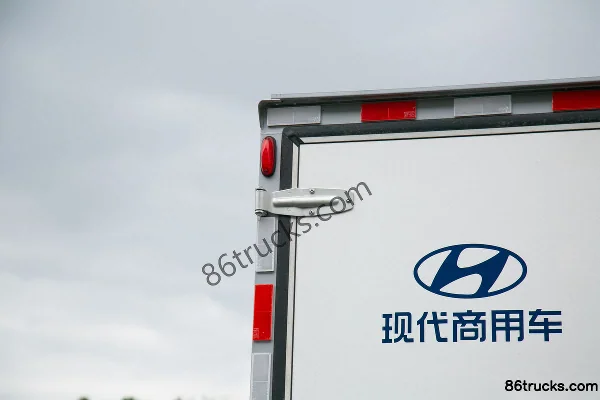 Hyundai Commercial Vehicle Hongtu EV 4.5T 4.17m Single Row Pure Electric Van Light Truck 4X2(6 wheels) Body (2) | 86Trucks