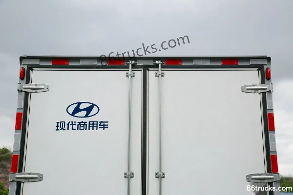 Hyundai Commercial Vehicle Hongtu EV 4.5T 4.17m Single Row Pure Electric Van Light Truck 4X2(6 wheels) Body (1) | 86Trucks