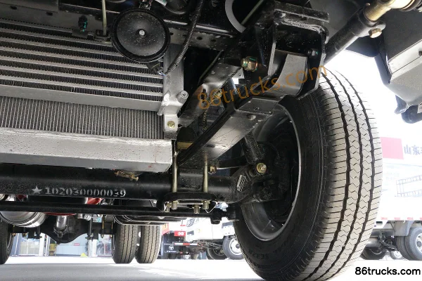Ouling Little BMW 115 hp 4X2(6 wheels) 3.63m Single Row Flatbed Light Truck (China VI) Chassis (3) | 86Trucks