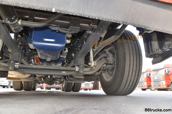 Dongfeng Liuqi Chenglong H7 heavy truck 510 hp 6X4(10 wheels) AMT automatic tractor truck (China VI) Chassis (3) | 86Trucks