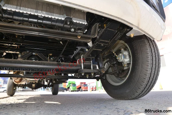 Dongfeng T3 (formerly Xiaobawang W) 1.5L 125 hp 4X2(6 wheels) 2.7m Double Row Flatbed Light Truck (China VI) Chassis (3) | 86Trucks