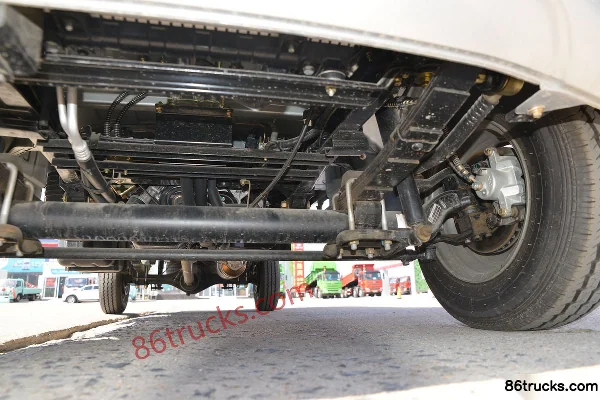 Dongfeng T3 (formerly Xiaobawang W) 1.3L 91hp 4X2(6 wheels) 2.7m single-row flatbed truck (single rear wheel) (with A/C) (China VI) Chassis