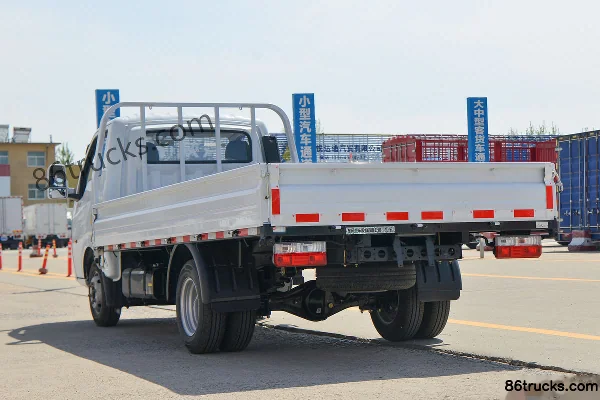 Dongfeng T6 2.0L 122 hp 4X2(6 wheels) 4.05m Single Row Flatbed Light Truck (China VI) Body (3) | 86Trucks