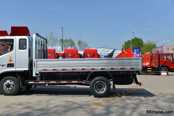 Foton Aumark S1 Series Zhiying Edition 160hp 4X2(6 wheels) 3.83m Semi-Row Stake Light Truck (China VI) Body (2) | 86Trucks