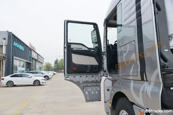 Sinotruk Sitrak C9H heavy truck 570 hp 6X4(10 wheels) AMT automatic tractor truck (China VI) (with hydraulic retarder) Cab (1) | 86Trucks