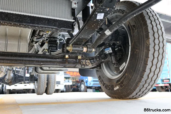SHACMAN Commercial Vehicle Xuande X9 Standard Edition 131hp 4X2(6 wheels) 4.15m Single Row Van Light Truck Chassis (3) | 86Trucks