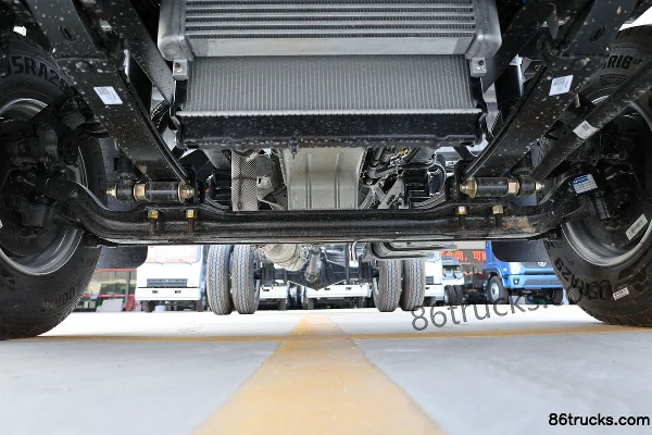 SHACMAN Commercial Vehicle Xuande X9 Standard Edition 131hp 4X2(6 wheels) 4.15m Single Row Van Light Truck Chassis (1) | 86Trucks