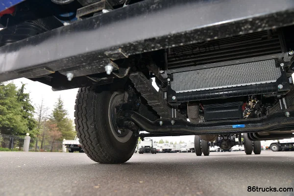 JAC Dewos V8 195 ch 4X2(6 roues) 9,325 m camion porteur fourgon (China VI) Châssis (2) | 86Trucks
